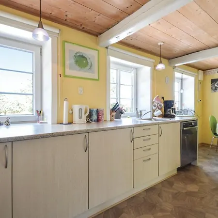 Nice In W/ 2 Bedrooms Σπίτι διακοπών Højer
